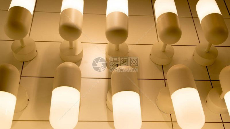 如何科学选型展厅灯具，提升展示效果